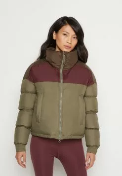 Soldes En Ligne Columbia PIKE LAKE JACKET - Veste d'hiver vêtements randonnée female