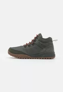 Rabais Columbia FAIRBANKS MID - Chaussures de marche randonnée male
