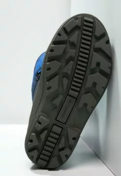 Columbia Rabais POWDERBUG PLUS II - Bottes de neige chaussures randonnée unisex -Columbia Magasin de vente d7d589e7f4a84277929e628efe416dc2